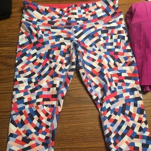 Size 10 lululemon capris
